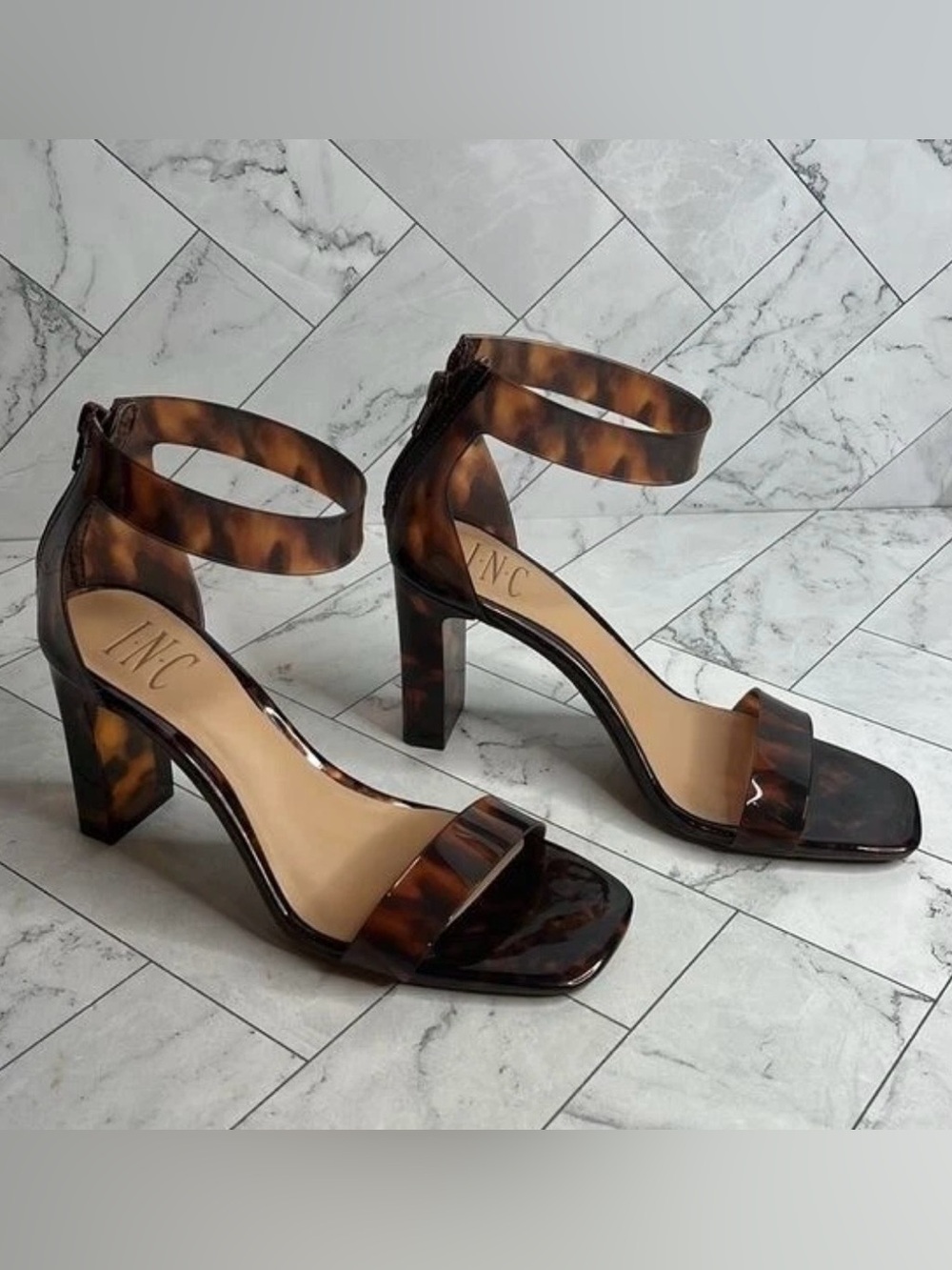 NEW INC International Concepts Tortoiseshell Patent Block Heel Sandals - 6.5